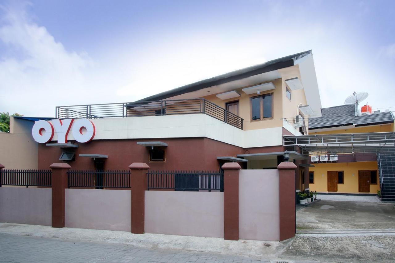Oyo 347 Bayang Brothers Guest House Maguwo Exteriér fotografie